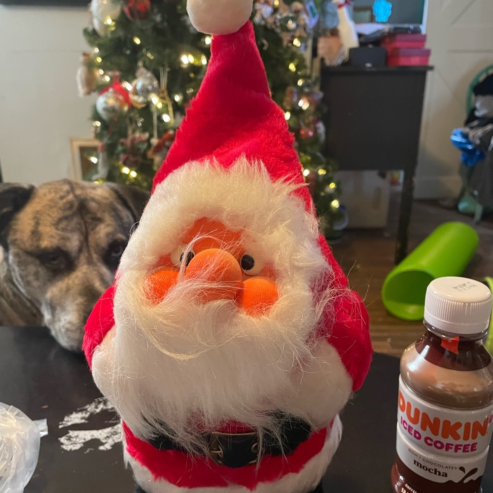 Vintage Santa stuffy 1982